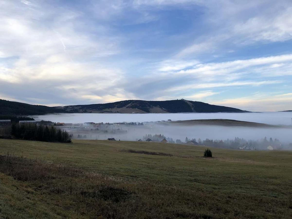 Chalupa Medenecka Kovarska Bagian luar foto